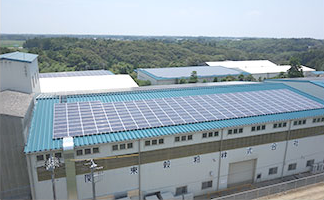 太陽光発電パネル（工場屋根）
