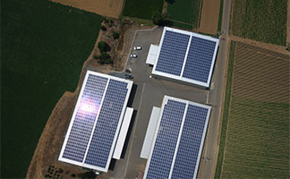 太陽光発電パネル（営業倉庫屋根）